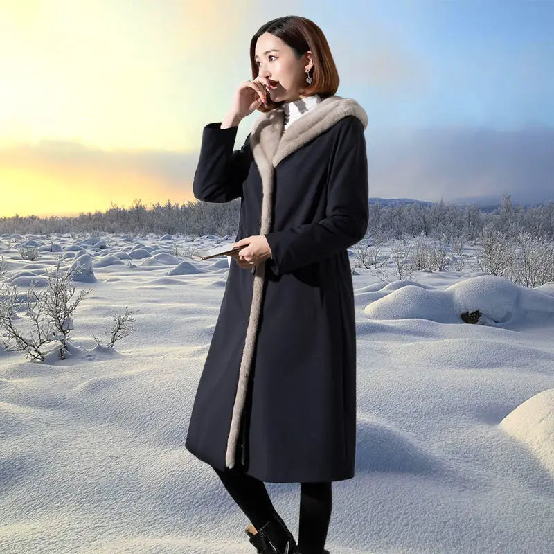 Female Hooded Fur Coat 2024 Autumn Winter New Women's The Long Jacket Coat Korean Version Trendy Imitation Fur Coat Women RT220