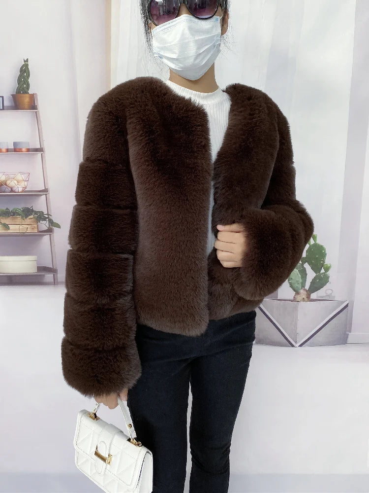 2021 New Fur Coat Women Winter High Quality Fashion Faux Fur Coat Artificial Fox Short Jacket RT220