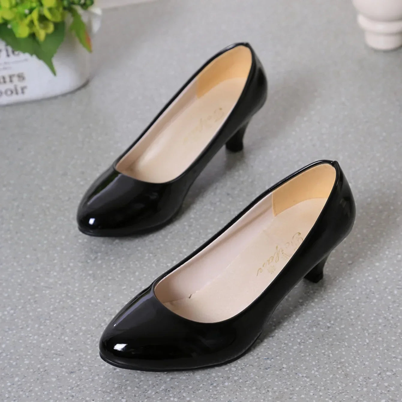 New Women High Heels Nude Shallow Mouth Pumps Fashion Shoes Office Work Party Shoes Ladies Wedding Shoes Solid Color Heels Women RT220