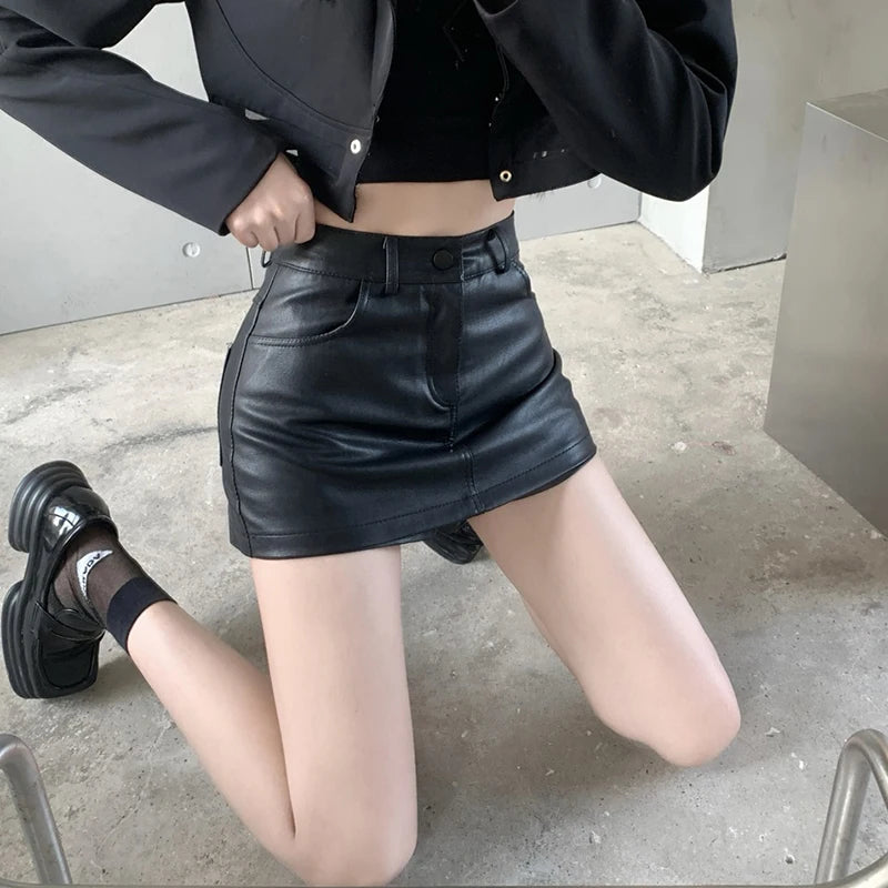 Fashion Sexy PU Leather Shorts Skirt Women Black High Waisted A-line Mini Skirts Y2K Streetwear Female Hot Girl Shorts RT220