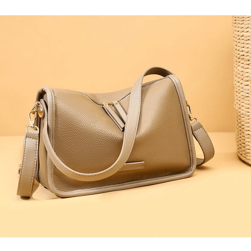 Soft Genuine Leather Messenger Bag Women Design Shoulder Crossbody Bag Purse Fashion Female High Quality Cow Leather Handbag New RT220