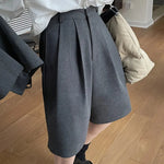[LANMREM] Pleated Wool Shorts For Women High Waist Straight Office Lady Loose Clothing Korean Style 2025 Summer New 26D8692 RT220