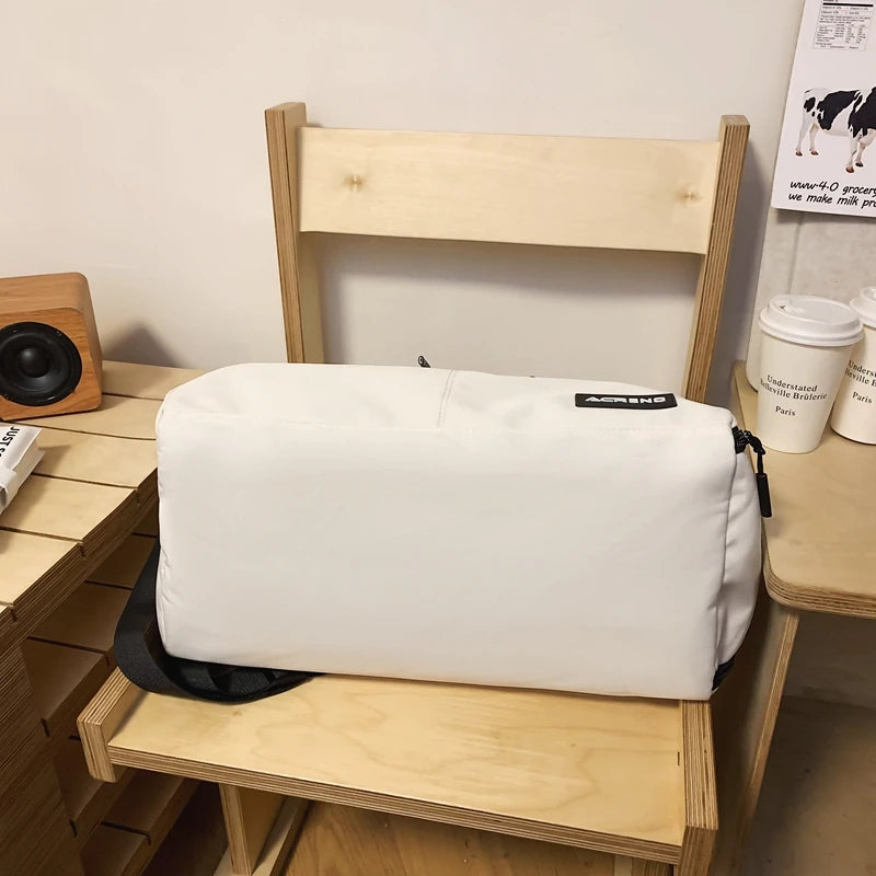 A leisure fashion large capacity fitness travel bag, waterproof fabric, large capacity yoga travel fitness various sports RT220