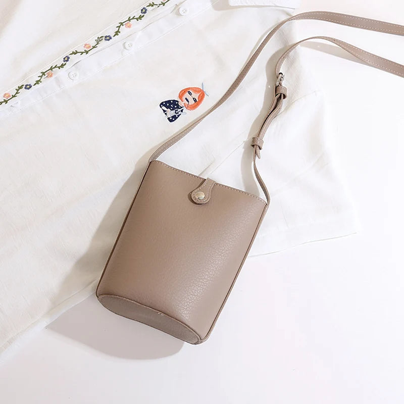 Fashion Women Handbags Female Soft Pu Leather Shoulder Bags Large Capacity Crossbody Bags for Women Portable Falp Phone Purse RT220