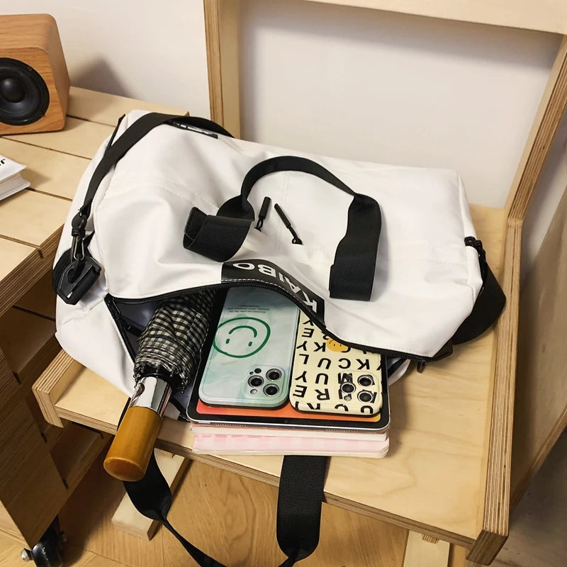 A leisure fashion large capacity fitness travel bag, waterproof fabric, large capacity yoga travel fitness various sports RT220