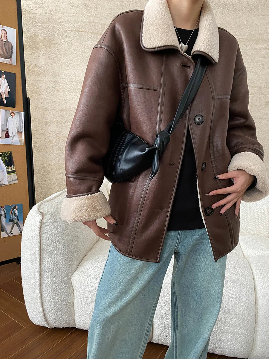 [LANMREM] Faux Fur Thick Warm Coats Lapel Single Breasted Office Lady Elegant Female Outwear Fashion 2025 Winter New 26C1095 RT220