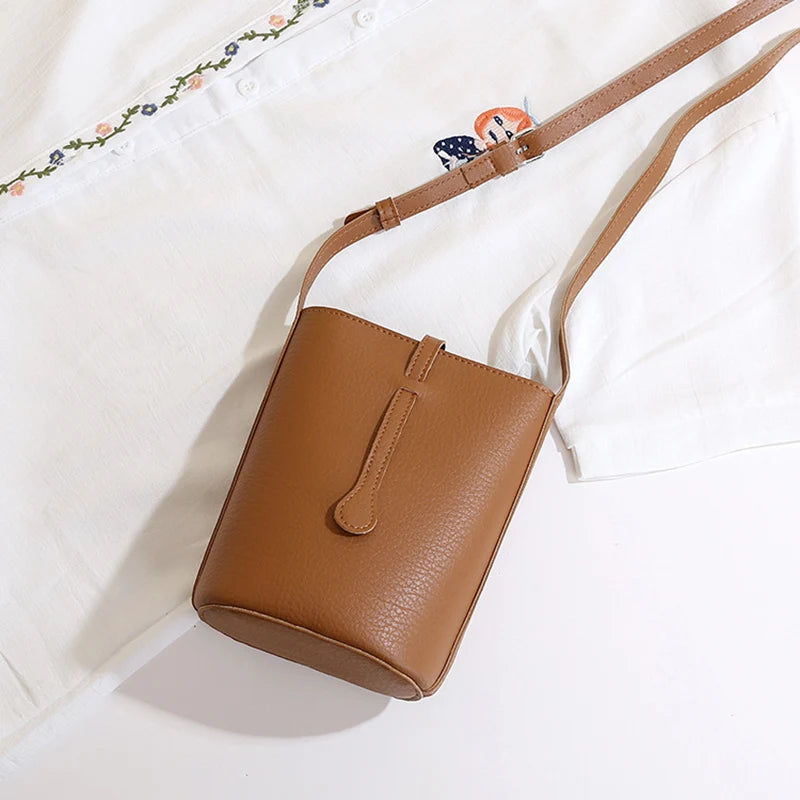 Fashion Women Handbags Female Soft Pu Leather Shoulder Bags Large Capacity Crossbody Bags for Women Portable Falp Phone Purse RT220