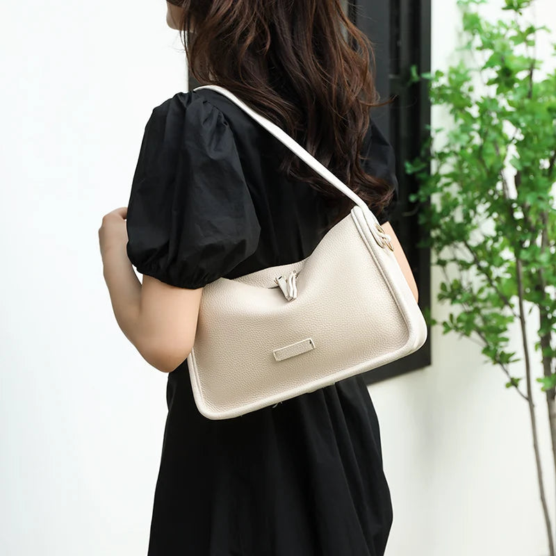 Soft Genuine Leather Messenger Bag Women Design Shoulder Crossbody Bag Purse Fashion Female High Quality Cow Leather Handbag New RT220