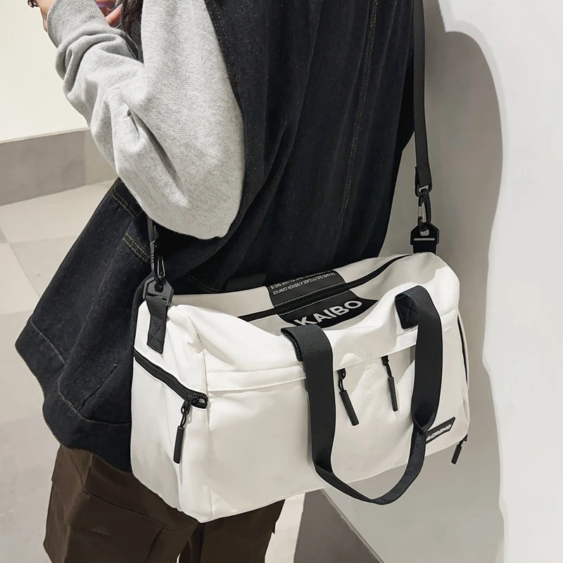 A leisure fashion large capacity fitness travel bag, waterproof fabric, large capacity yoga travel fitness various sports RT220