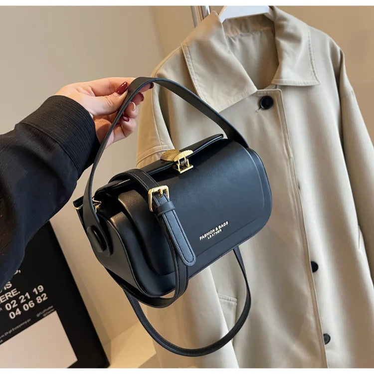 Classic Black Shoulder Bag Women's Versatile Retro Crossbody Square Bags 2024 New Large Capacity Textured Leather Flap Handbags RT220