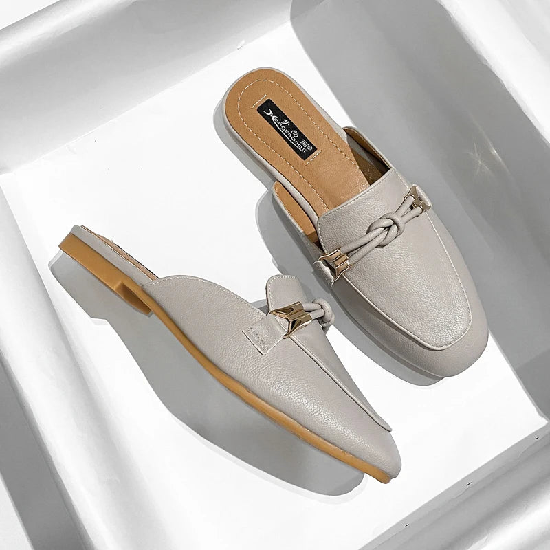 New Summer Fashion Metal Buckle Woman Shoes Half-drag Muller Shoes Women Wear Flat Slippers And Leather Toe-covered Sandals RT220