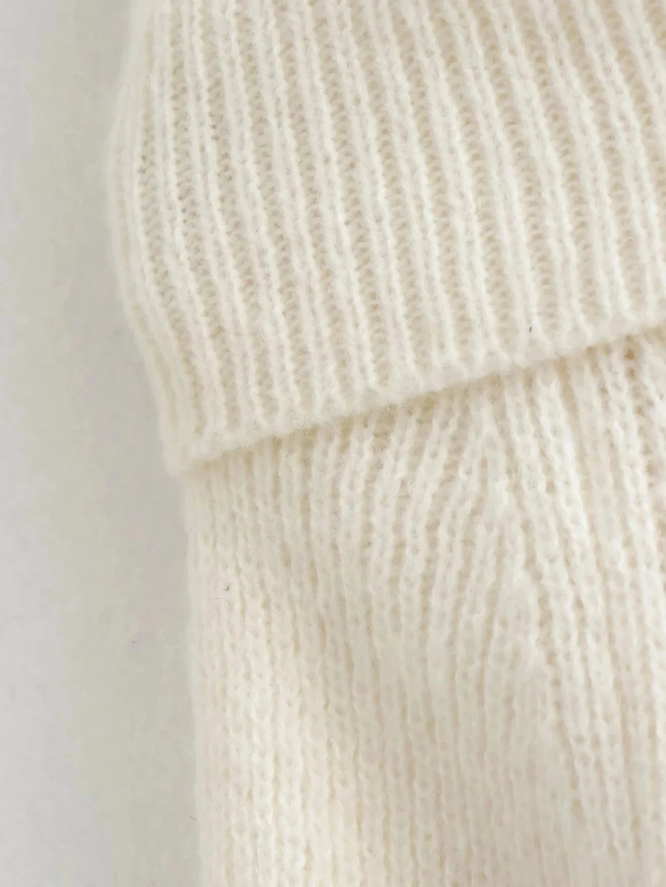 TRAFZA Women's Fashion Solid Off Shoulder Sweaters Casual Long Sleeve Folding Slim Fit Pullover Autumn Female Sexy Knitted Tops RT220