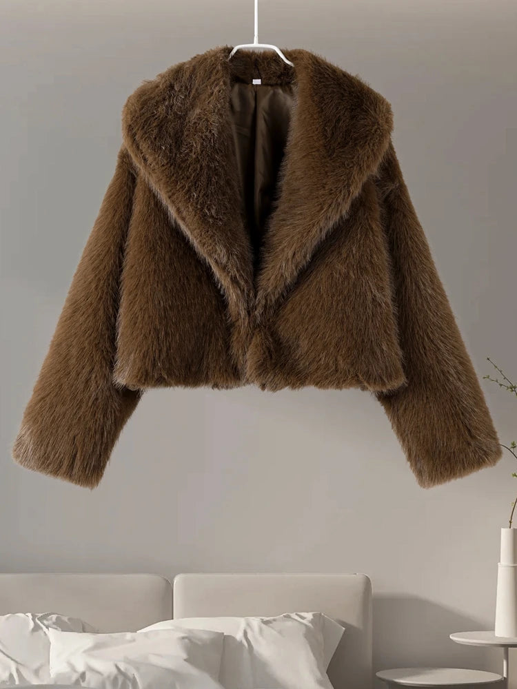 Luxury Lapel Faux Fur Short Coat For Women Casual Fluffy Full Sleeve Warm Female Jacket Autumn Winter Lady Commuter Outerwears﻿ RT220