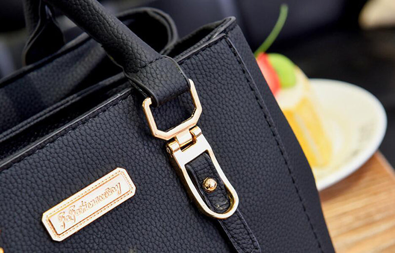 Yogodlns Women Beading Pendant Handbag Ladies Embossed Shoulder Bag Ladies Messenger Bag Hairball Bags High Quality Bag RT220