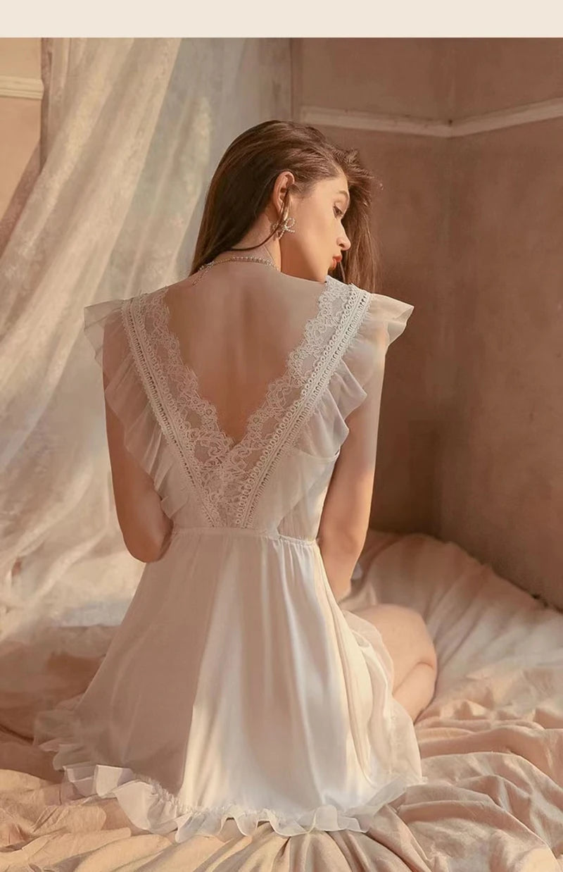 2022 New Sleepwear Women Summer Silk Nightdress Beauty Back Night Dress Home Clothes Nightwear Sleepshirts Satin Negligee RT220