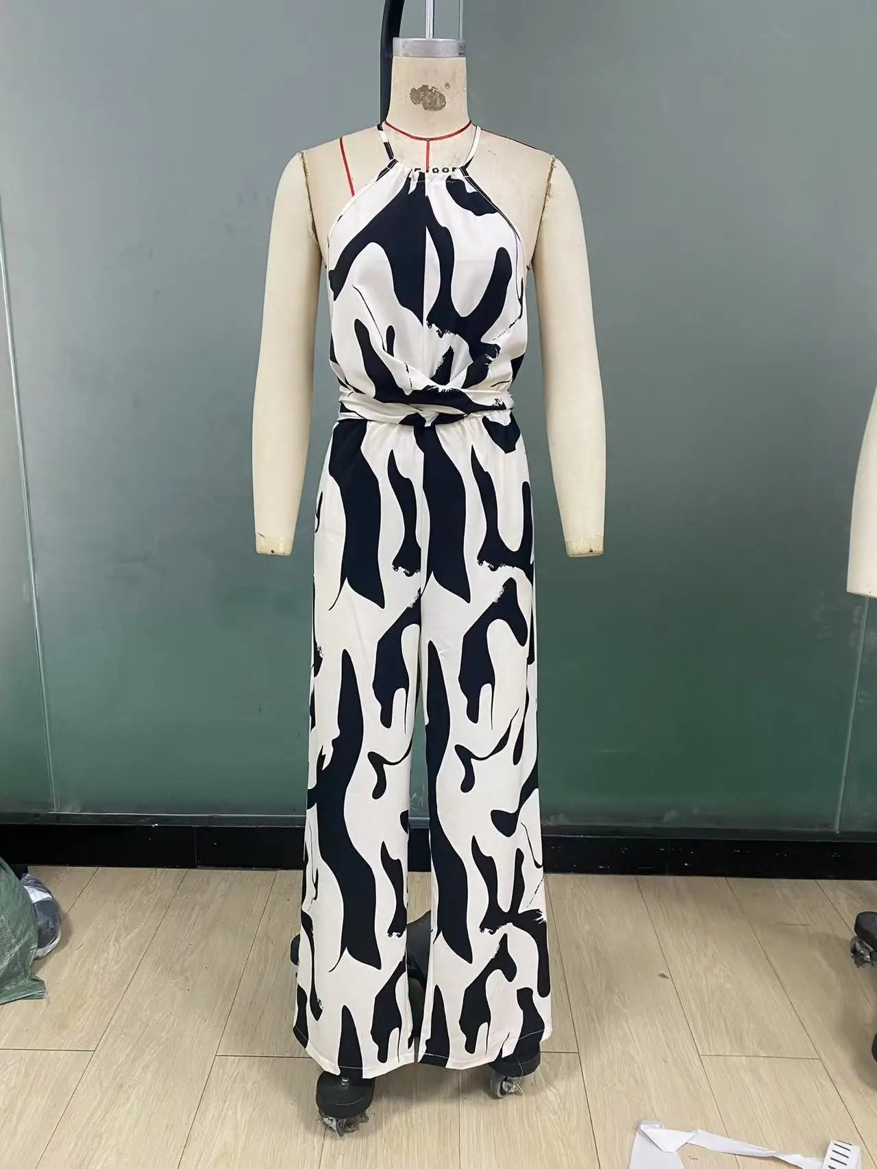 Fashion Women Jumpsuit Sexy Halter Print Sleeveless High Waist Lace-up Wide Leg Pants Long Jumpsuits Female Casual Lady Jumpsuit RT220