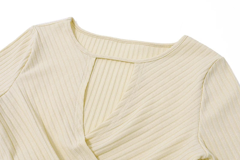 Xeemilo Autumn Solid Underwear Top Elegant Hollow Out Knit Long Sleeve Undershirt 2023 Women Round Collar Slim Warmming Clothes RT220