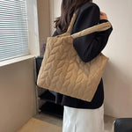 Lingge Embroidered Thread Women's Bag New Small Design Sense Handbag Simple And Large Capacity Shoulder Fabric Bag RT220