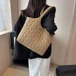 Lingge Embroidered Thread Women's Bag New Small Design Sense Handbag Simple And Large Capacity Shoulder Fabric Bag RT220