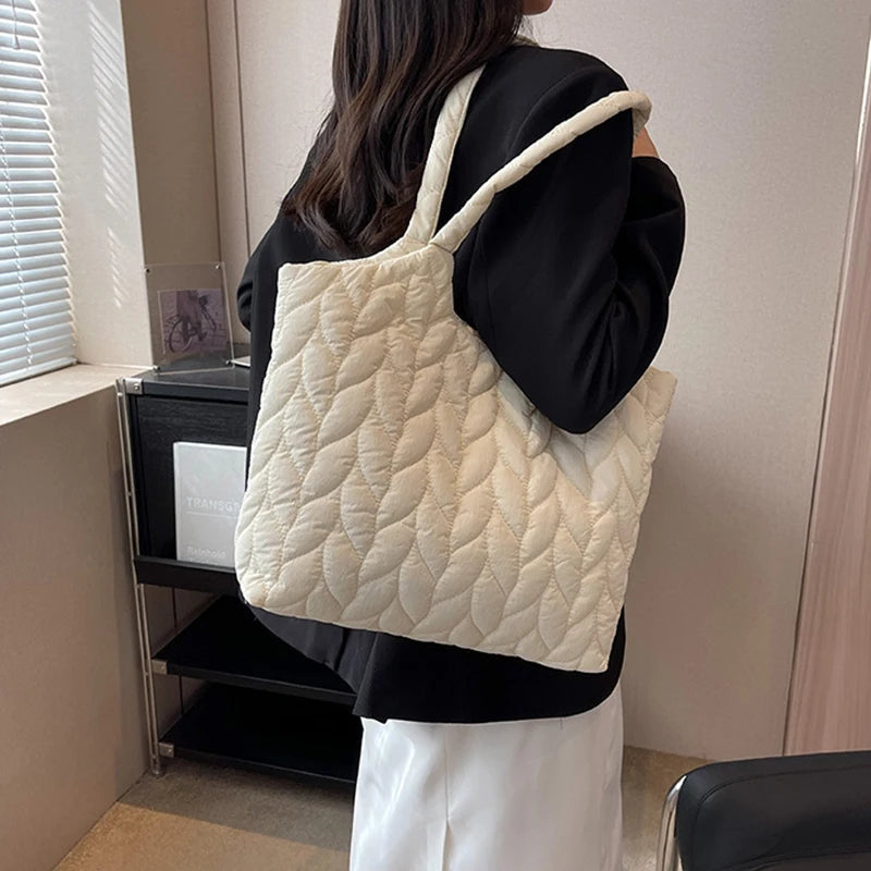 Lingge Embroidered Thread Women's Bag New Small Design Sense Handbag Simple And Large Capacity Shoulder Fabric Bag RT220