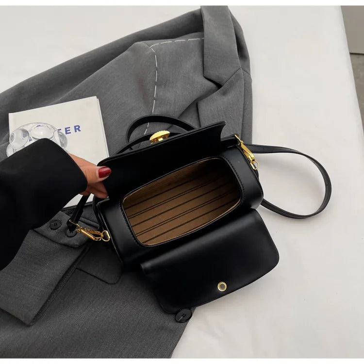 Classic Black Shoulder Bag Women's Versatile Retro Crossbody Square Bags 2024 New Large Capacity Textured Leather Flap Handbags RT220