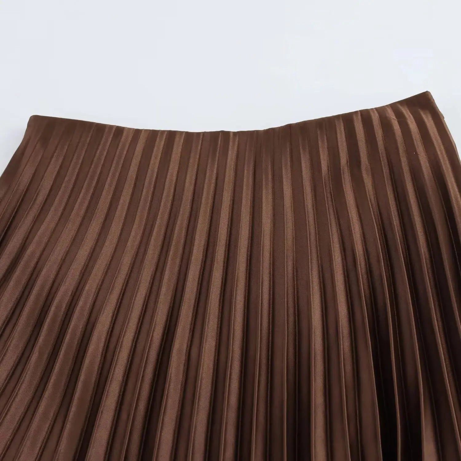 European And American Style 2025 Spring New Women's Retro Slim Temperament Satin Texture Midi Pleated Skirt RT220