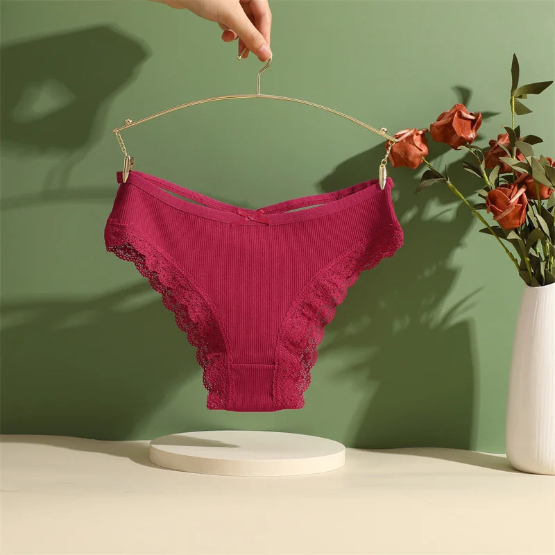 Women Cotton Panties 3PC Sexy Lace Brazilian Panties Cotton Low Rise Underwear for Female Bow Hollow Out Soft Intimates Lingerie RT220
