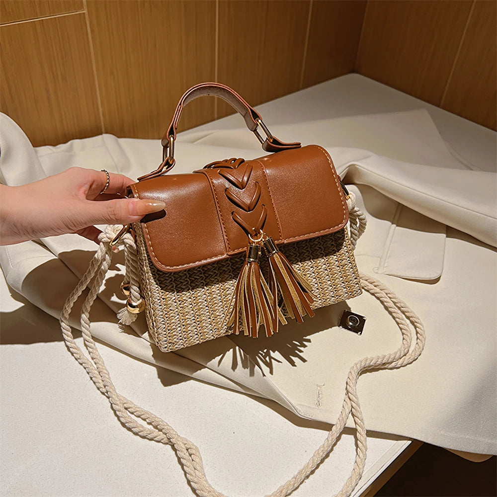 MOODS Straw Beach Bag For Women 2023 Summer New Luxury Designer Handbags Hit Color Tassels Shoulder Crossbody Box Bag Sac A Main RT220