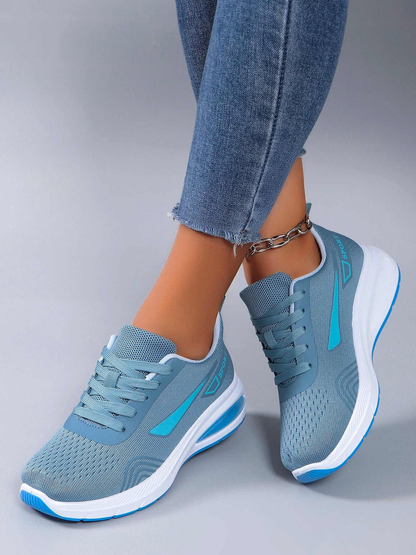 Spring new women's sports shoes, fashionable, breathable, lightweight, non-slip, wear-resistant, casual sports shoes, flat shoes RT220