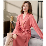 Spring Autumn Long Sleeve Cotton Casual Loose-fit Quick Dry Bathrobe For Women Medium-length Home Use Robe For Young Mothers RT220