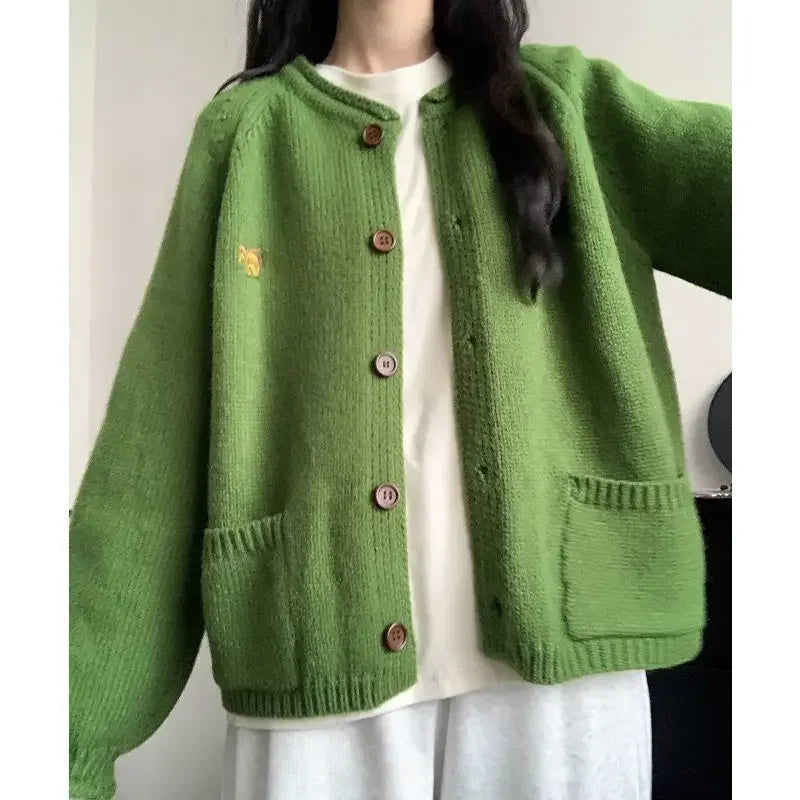 Autumn Winter Women Green Sweaters Coats O-Neck Pockets Embroid Button Fashion Sweet Lazy Wind Long Sleeve Cardigan Knit Tops RT220
