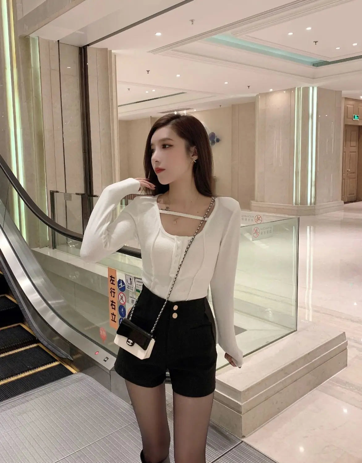 Plus Velvet Thicker Shorts Women Korean Style All-match Sexy Kpop High Waist Autumn Winter Club Streetwear Fashion Solid Buttons RT220