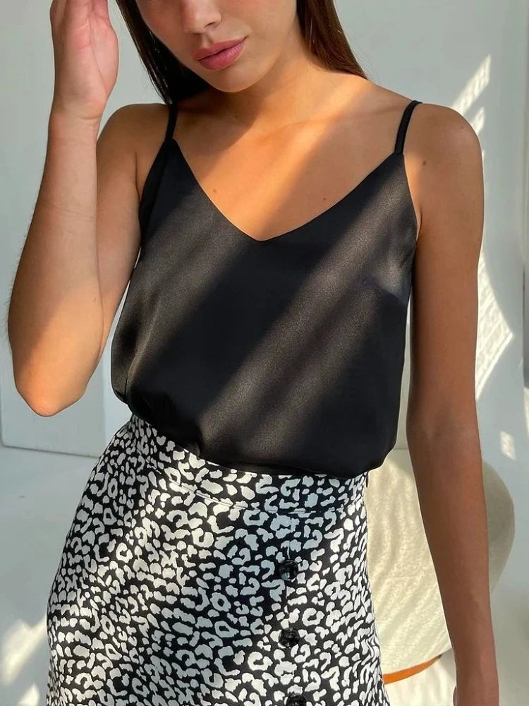 Spaghetti Strap Top Women Halter V Neck Basic White Cami Sleeveless Satin Silk Tank Tops Women Summer 2025 Camisole RT220