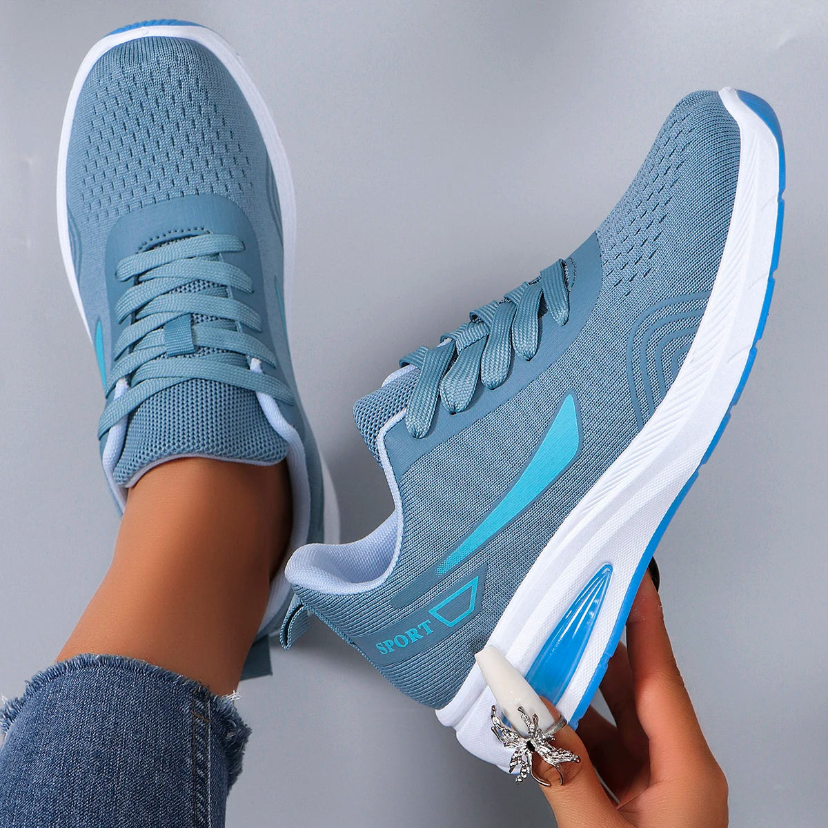 Spring new women's sports shoes, fashionable, breathable, lightweight, non-slip, wear-resistant, casual sports shoes, flat shoes RT220