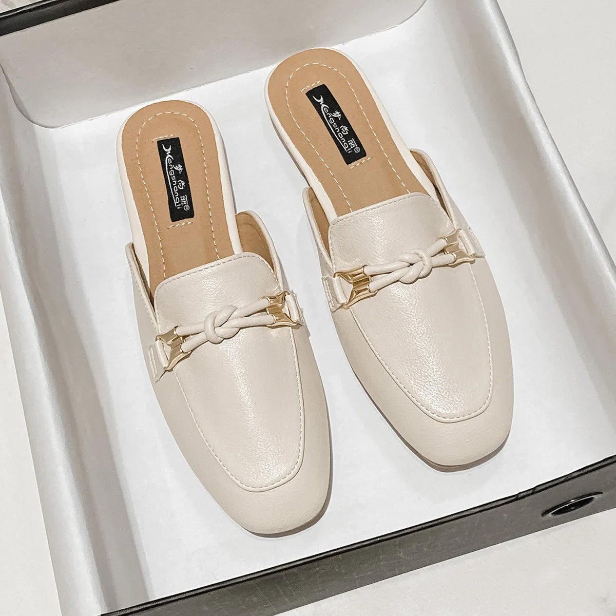 New Summer Fashion Metal Buckle Woman Shoes Half-drag Muller Shoes Women Wear Flat Slippers And Leather Toe-covered Sandals RT220