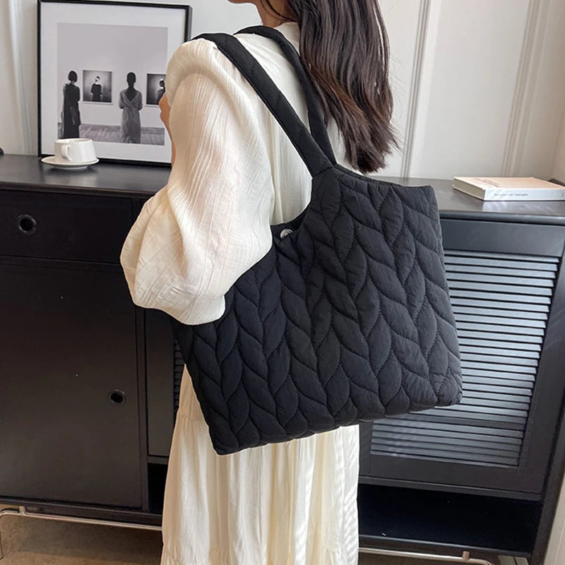 Lingge Embroidered Thread Women's Bag New Small Design Sense Handbag Simple And Large Capacity Shoulder Fabric Bag RT220