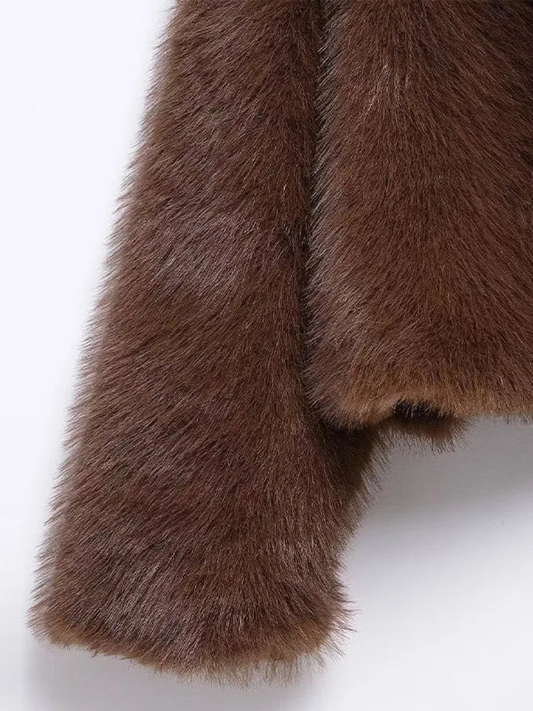 Luxury Lapel Faux Fur Short Coat For Women Casual Fluffy Full Sleeve Warm Female Jacket Autumn Winter Lady Commuter Outerwears﻿ RT220
