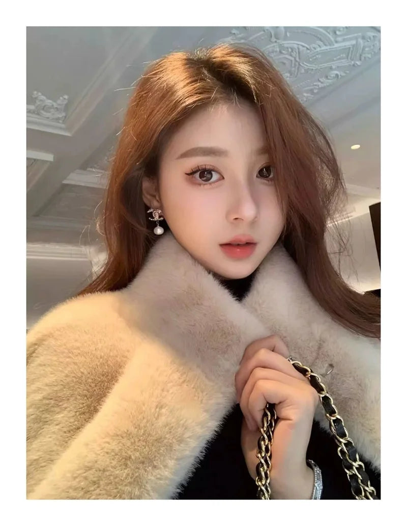 2024 Women Solid Color Stand Collar Mink Fur Top Female Long Sleeves Fox Fur Jacket Spring Autumn Lady Short Leather Fur Outwear RT220